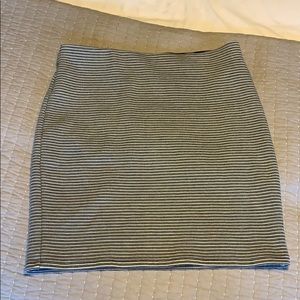 Loft pull on pencil skirt